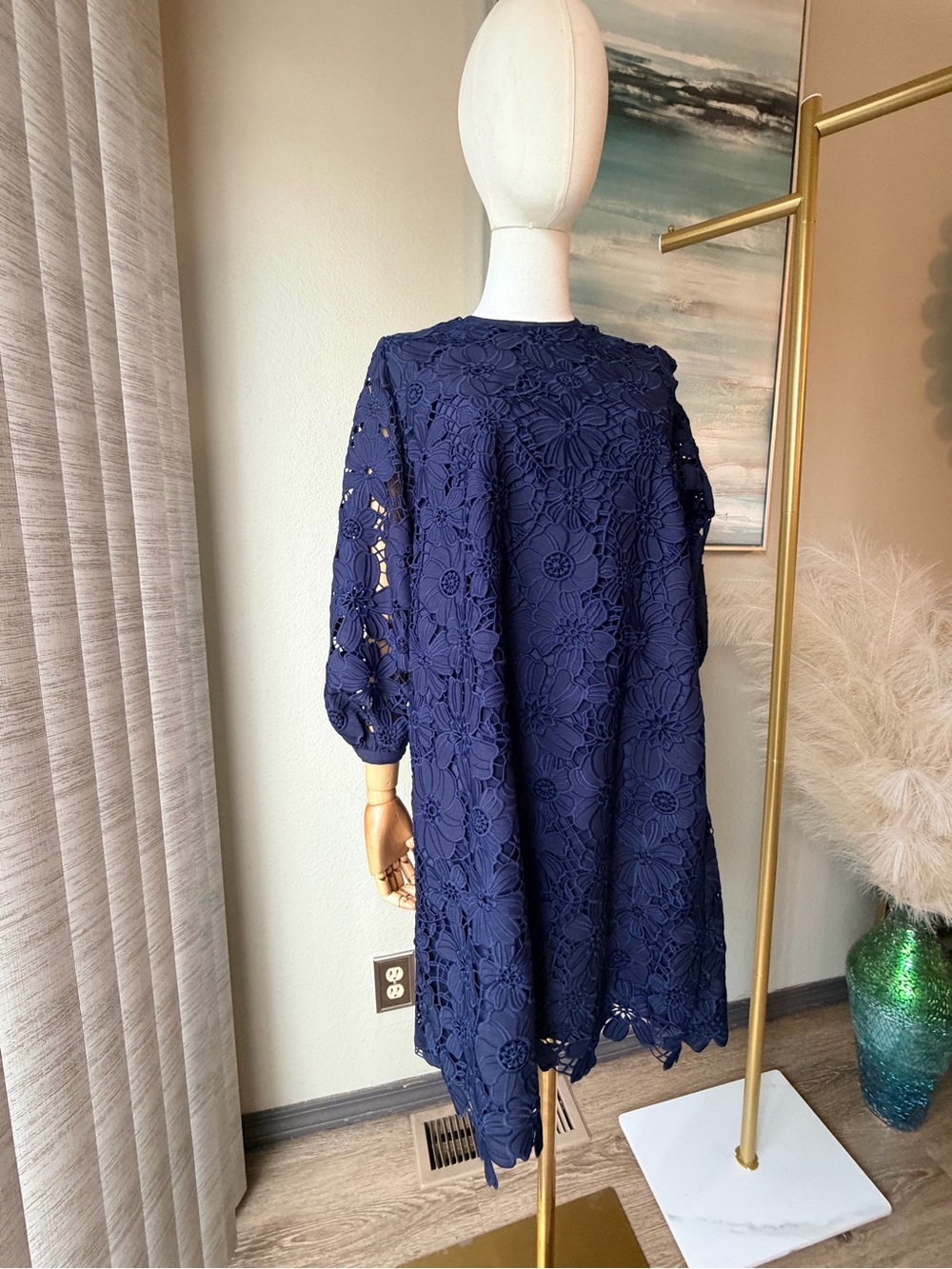 Ann Mashburn Navy Floral Lace Midi Dress XS Long Sleeve Lined Elegant
